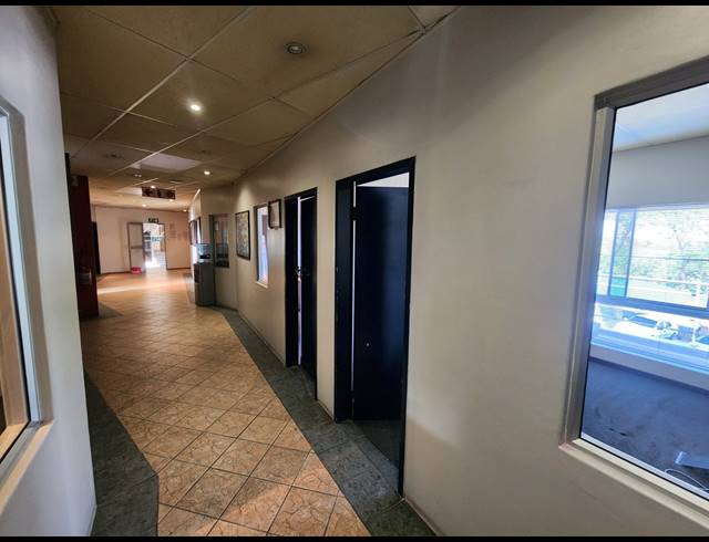 7,726M² WAREHOUSE FOR SALE IN MEADOWDALE